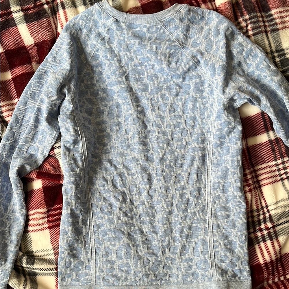 Blue Patterned Long Sleeve Top - Picture 4 of 5